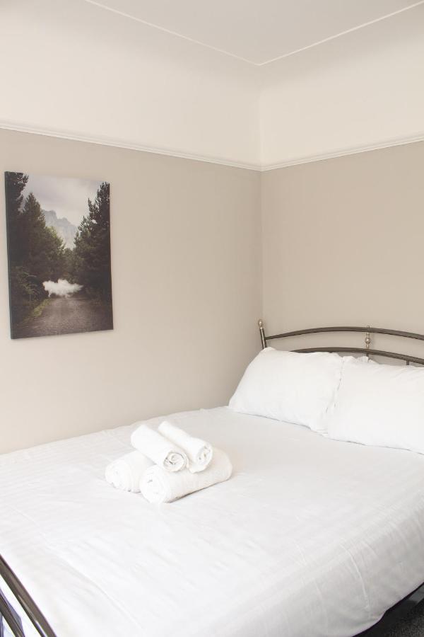 Cosy 3Bed Bungalow In West Kirby, Free Parking Frankby Екстериор снимка